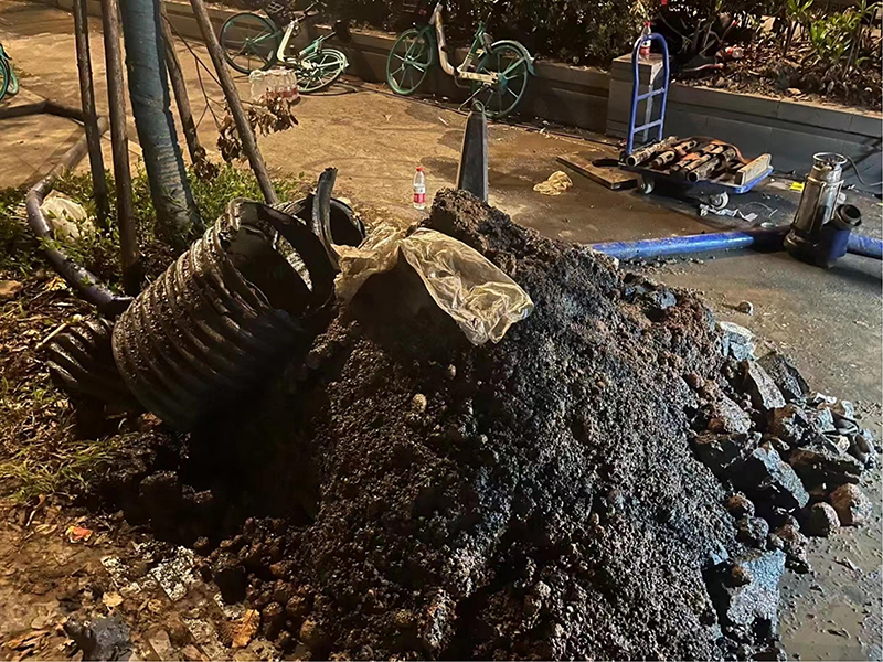 铁锋本地下水道疏通师傅，不通不收费【距您500米】